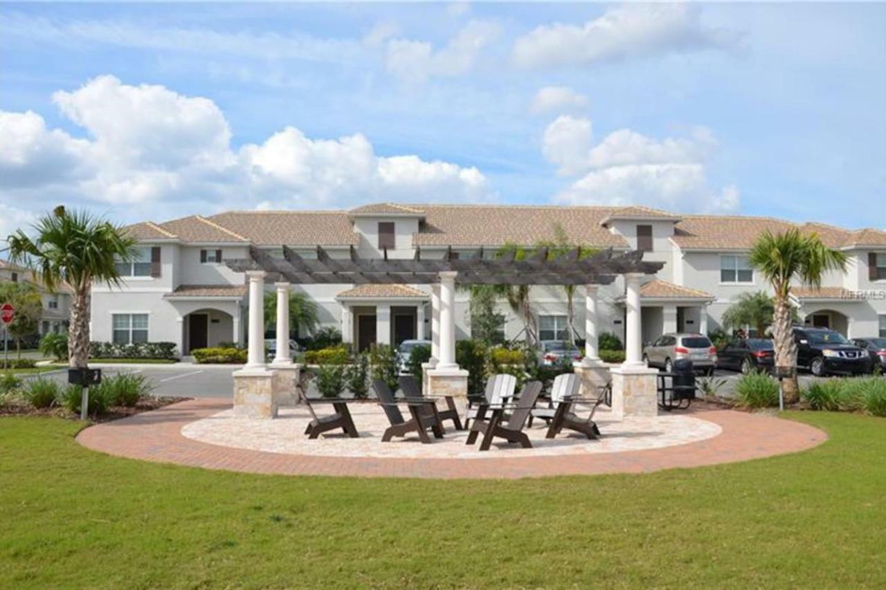 C - New 4 Bedroom Home - 5 Miles To Disney - Free Water Park - Private Pool Kissimmee Esterno foto