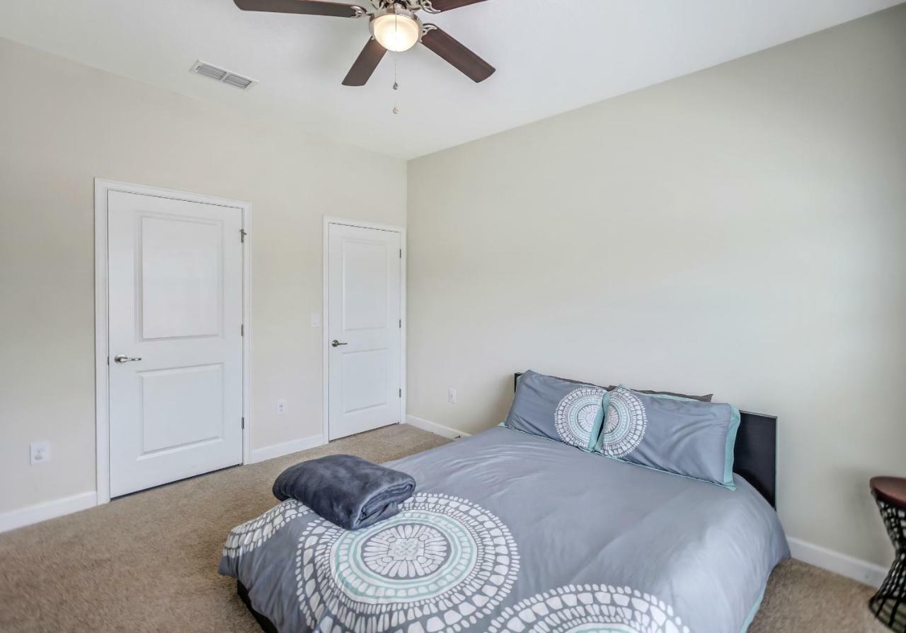 C - New 4 Bedroom Home - 5 Miles To Disney - Free Water Park - Private Pool Kissimmee Esterno foto